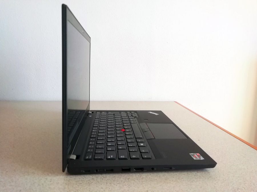 recensione Lenovo ThinkPad P14s Gen 1 (AMD)