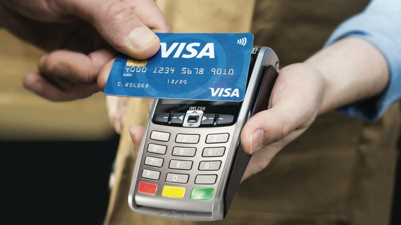 Visa annuncia un miliardo di pagamenti contactless in più in Europa thumbnail