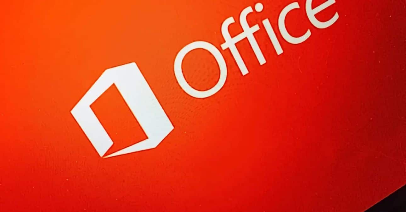 Microsoft rinnova la versione "online" di Office con nuove schede e collegamenti thumbnail