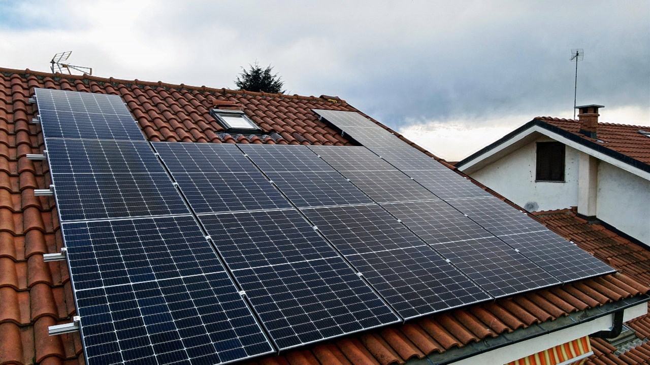 Fotovoltaico domestico, Otovo supera le 10 mila vendite l'anno thumbnail