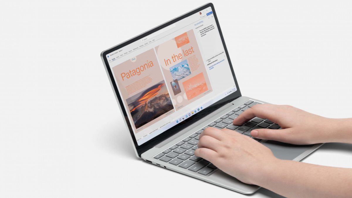 Microsoft svela Surface Laptop Go 2: migliorano CPU e webcam thumbnail