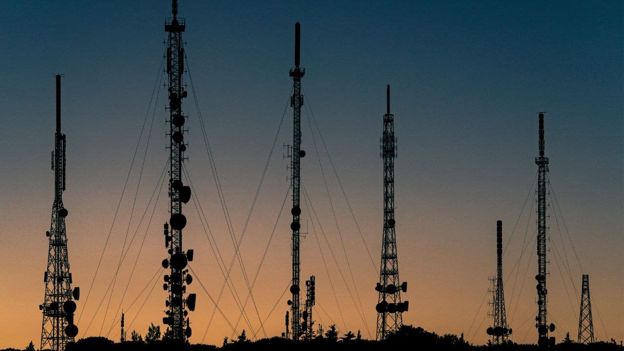 Le telecomunicazioni assorbono il 15% della domanda energetica italiana annua thumbnail