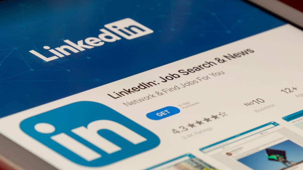 Italiaonline aggiunge LinkedIn alla sua offerta social per PMI thumbnail