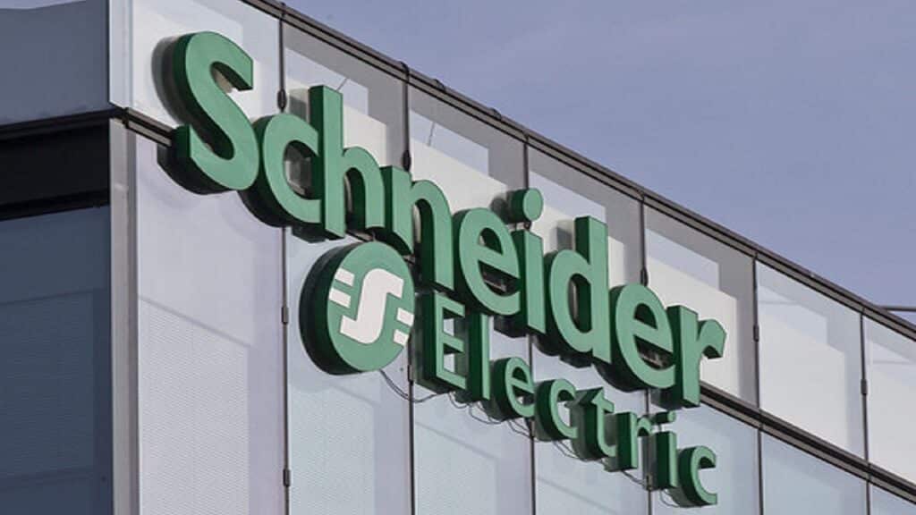 Schneider Electric: migliora l’indice di sostenibilità per il terzo trimestre
