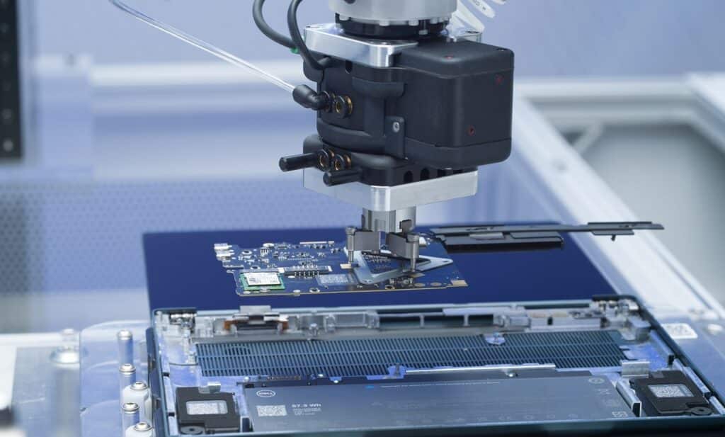 Concept Luna motherboard in microfactory close up - Dec 2022-min (1)