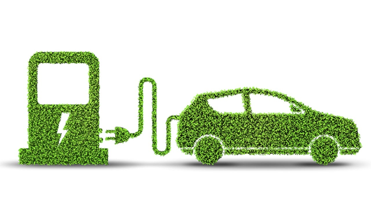 Studio IIA e EY: la mobilità elettrica cambierà gli equilibri del ramo auto thumbnail