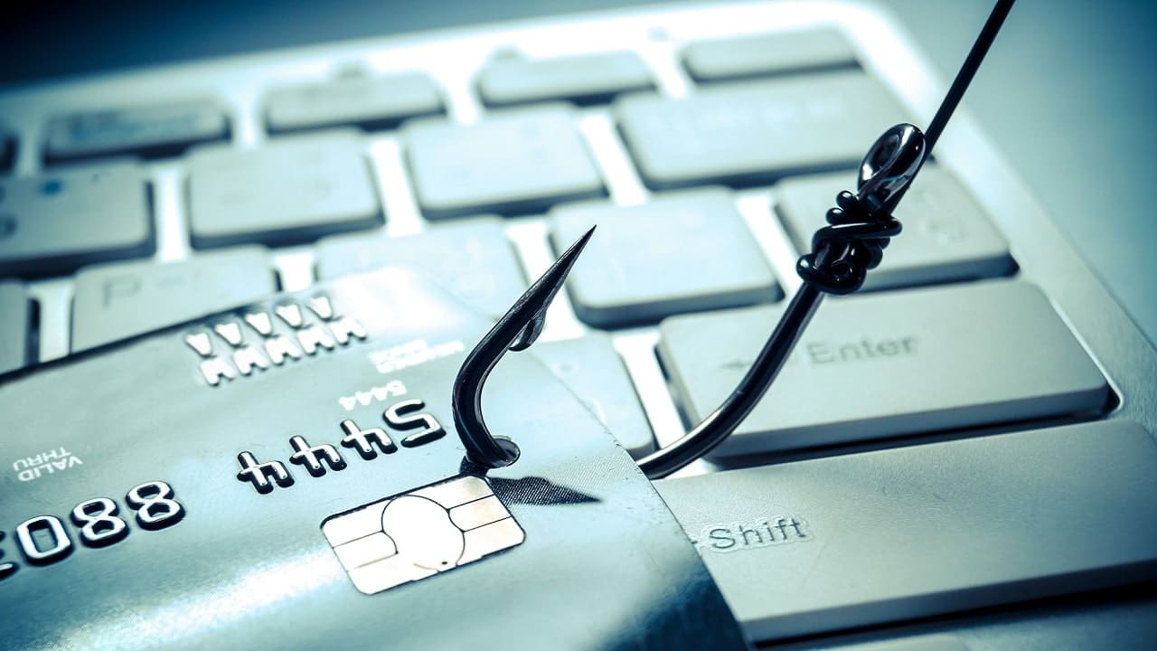 Phishing in Italia, il 79% delle aziende ha subito un attacco via email thumbnail