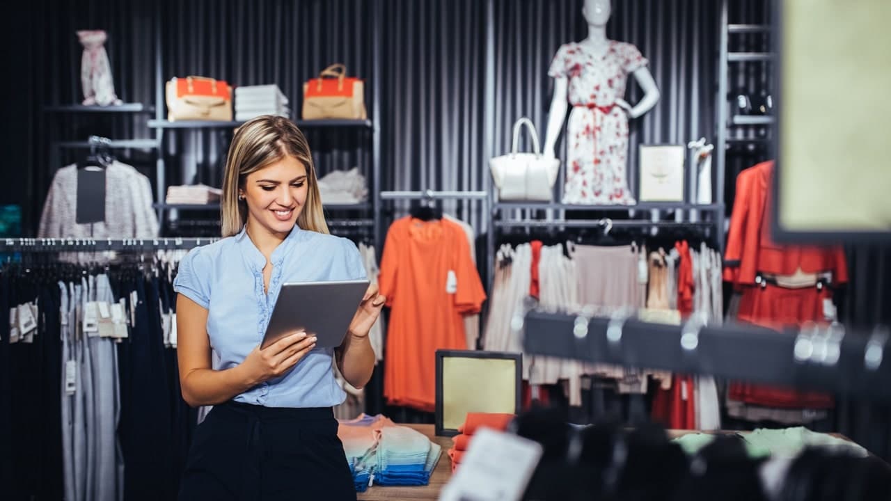 Retail: creare un’esperienza coerente fra online e fisica aumenta la spesa dei clienti thumbnail