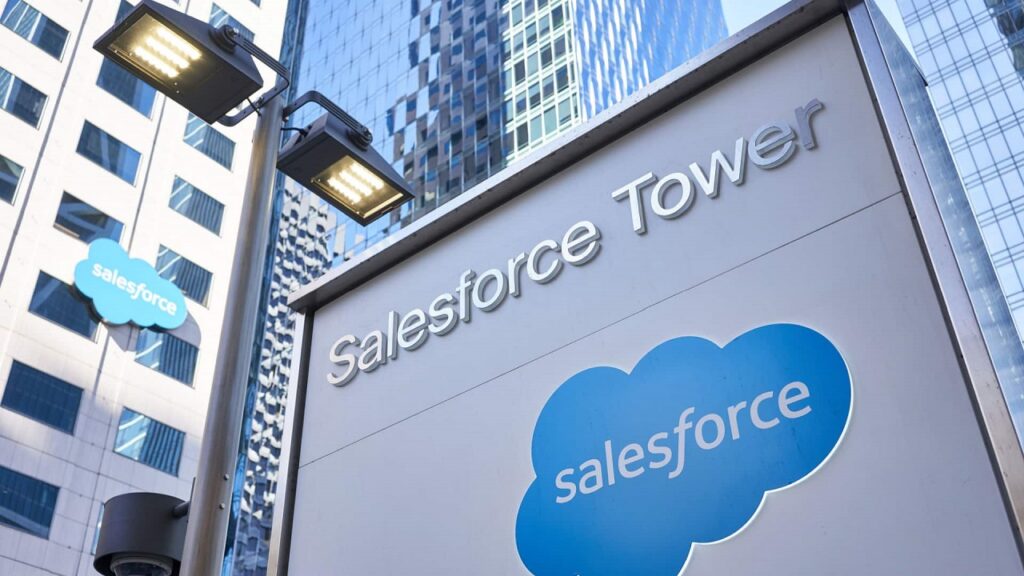 Salesforce presenta Slack GPT, la nuova piattaforma di AI generativa che trasforma il lavoro