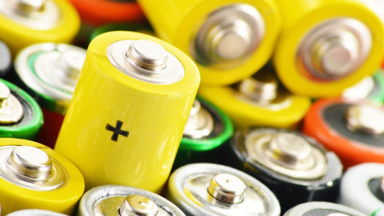 Le nuove regolamentazioni UE sulle batterie e il ruolo del Nordic EcoLabel thumbnail