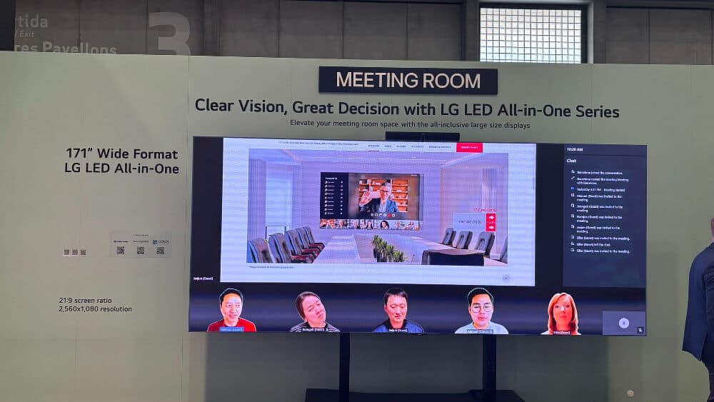 lg  monitor meeting room