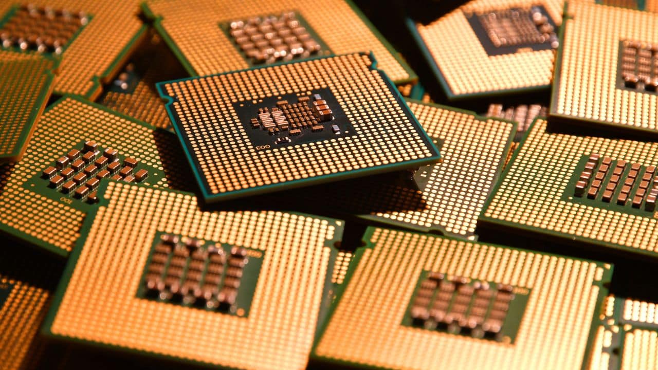 AMD: le novità dal MWC 2024 su 5G, 6G, vRAN e OpenRAN thumbnail