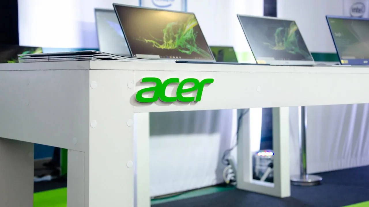 Acer festeggia 50 anni di storia e lancia il nuovo Chromebox Mini CXM1 thumbnail